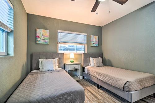 Lovely Clearwater Home With Screened Lanai!
