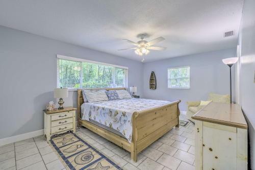 Waterfront Home With Kayaks Boat, Fish And Hike!