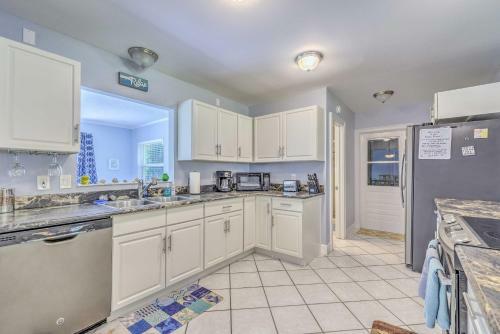 Waterfront Home With Kayaks Boat, Fish And Hike!