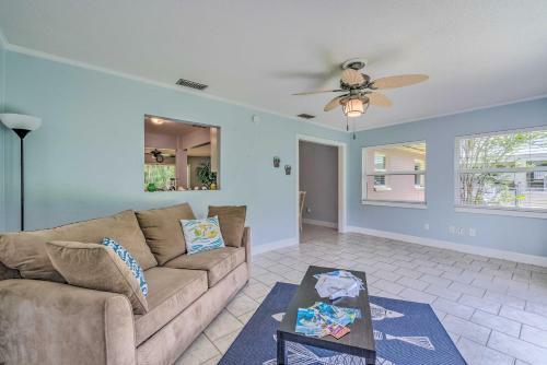 Waterfront Home With Kayaks Boat, Fish And Hike!