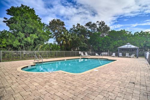 Apartamento Clearwater Condo Retreat About 4 Mi To Beach!