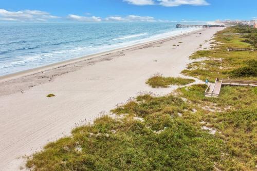 Artist's Beach Cottage
