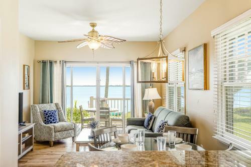 Villa Palm Breeze