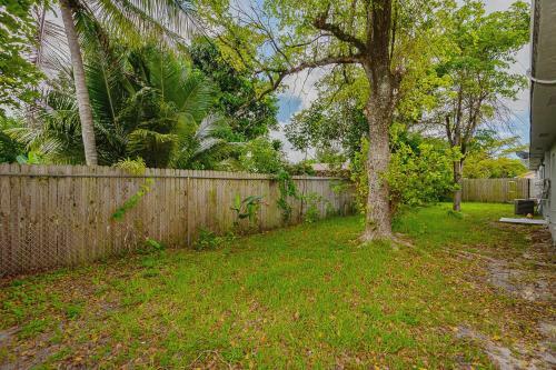 2 Bedroom House Minutes From Beach And Casino
