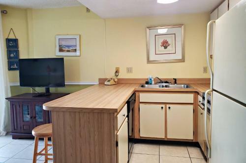 Sunglow Resort Condo Unit 707