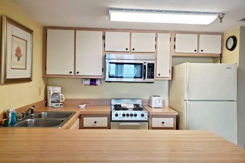 Sunglow Resort Condo Unit 707