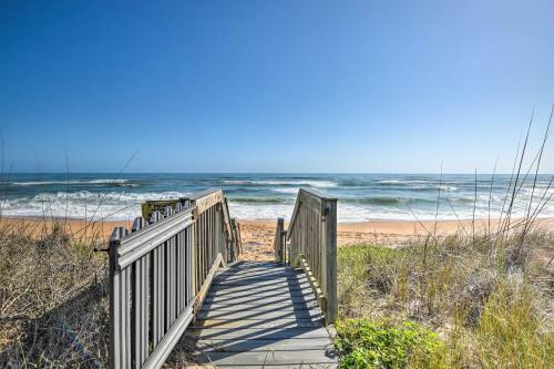 Sunny Home With Decks And Views, Steps To Beach!