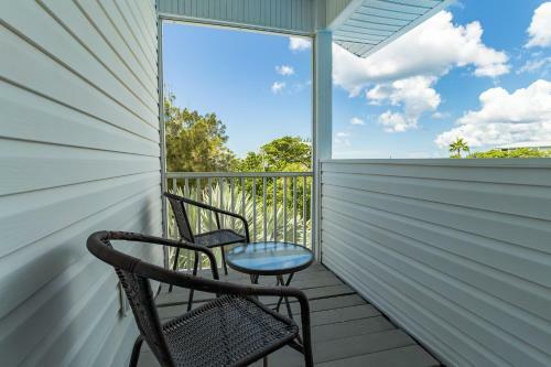 Apartamento Sunset Views + Steps From The Beach Duplex