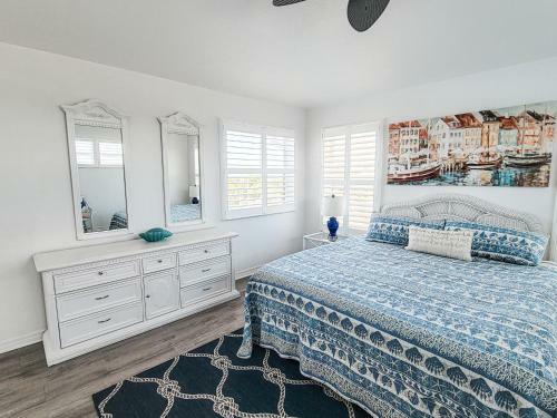 Apartamento Sunset Views + Steps From The Beach Duplex