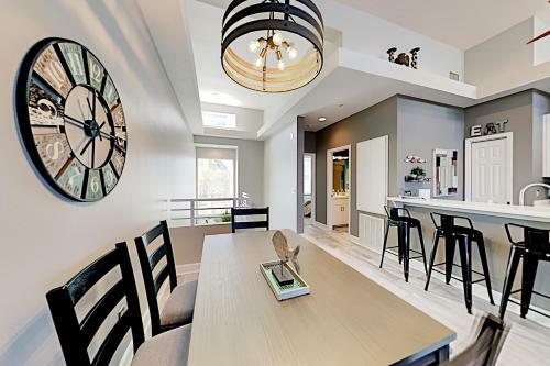 Sea-renity Luxury Villa 8284