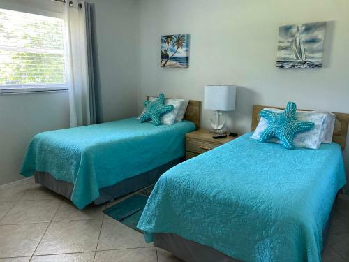 Luxury Home Heated Pool Spa Fishing Pier Wifi