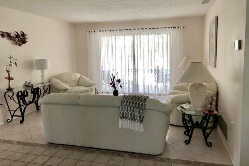Luxury Home Heated Pool Spa Fishing Pier Wifi