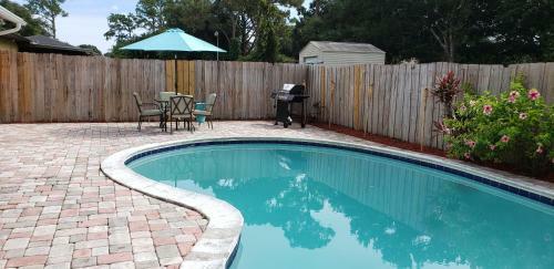 Pool Home Near Beach And River