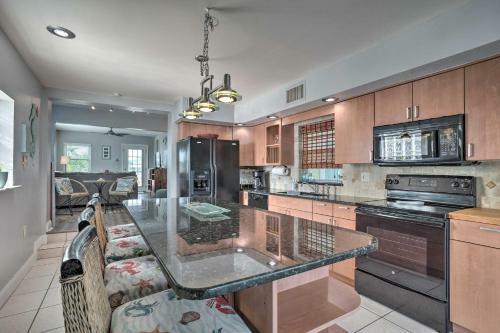 Endearing Fort Pierce Getaway With Private Pool!