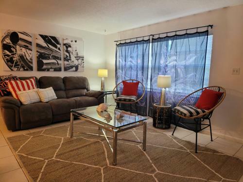 Apartamento #2 Walking Distance From The Beach