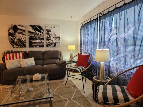 Apartamento #2 Walking Distance From The Beach