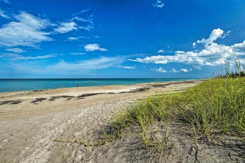 Hutchinson Island Home With Heated Pool Near Beach!