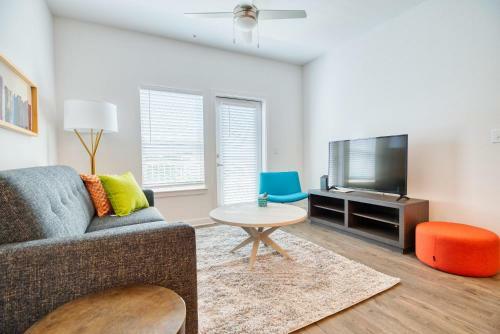 Deluxe One Bedroom Apartment