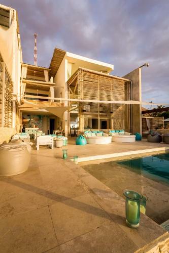 Hotel Dco Suites Lounge & Spa