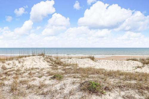 2103 Beach Wood