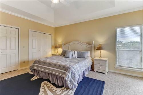 2641a S Fletcher Ave Home
