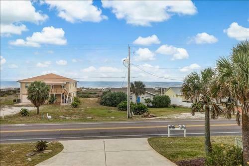 2641a S Fletcher Ave Home