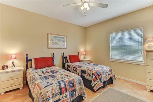 2641a S Fletcher Ave Home