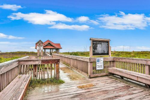 Beachwalk Cozy Condo