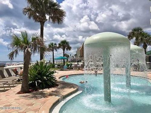 Apartamento 3 Pools, Hot Tubs Tiki Bar, Restaurant Anniversary