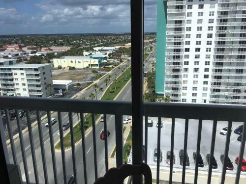 Apartamento 3 Pools, Hot Tubs Tiki Bar, Restaurant Anniversary
