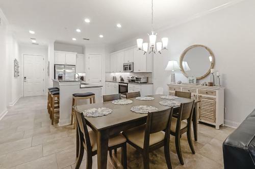 1503 Summerwoods