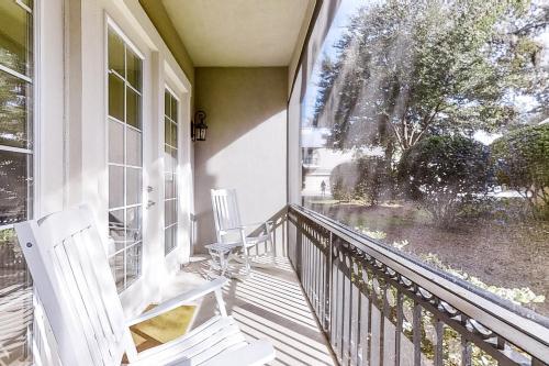 1704 Summerwoods