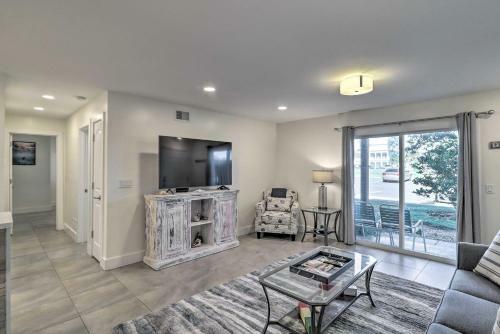 Apartamento Modern Condo With Pool And Tennis Walk To Beach!