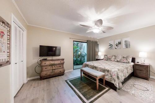 1217 Lagoon Villas