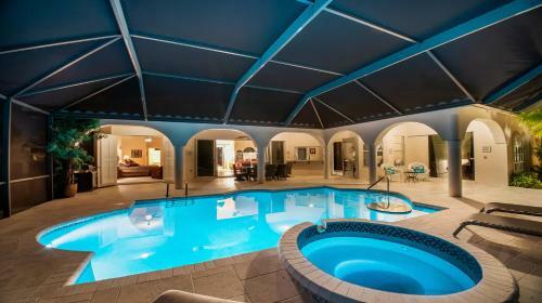 Villa Tropicana - Luxury With Pool