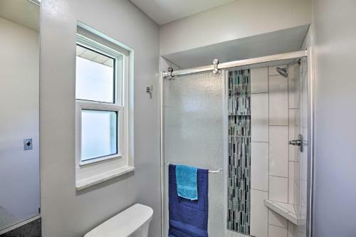 Canalfront Home With Dock Swim, Golf And Explore!