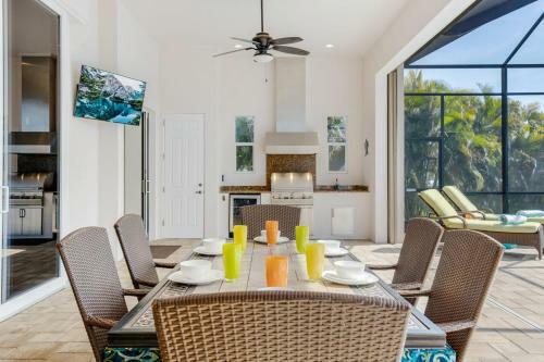 Cape Coral Oasis - Roelens Vacations