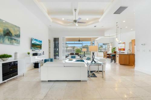 Cape Coral Oasis - Roelens Vacations