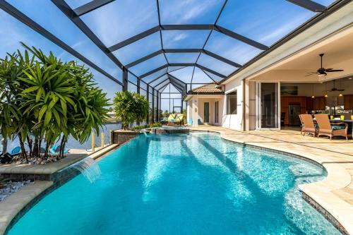 Cape Coral Oasis - Roelens Vacations