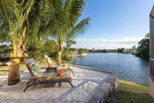 Villa Key Largo - Heated Pool & Spa, Private Beach, With Bicycles - Roelens Vacations