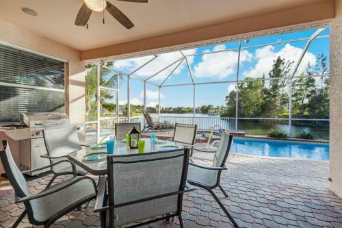 Villa Key Largo - Heated Pool & Spa, Private Beach, With Bicycles - Roelens Vacations