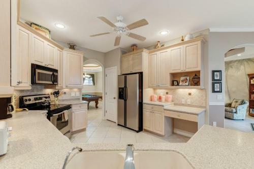 Villa Key Largo - Heated Pool & Spa, Private Beach, With Bicycles - Roelens Vacations