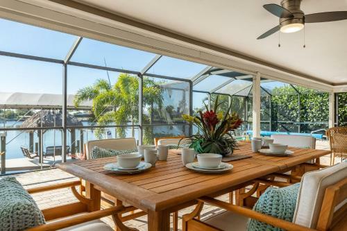 Villa Reef Intermission - Cape Coral - Roelens Vacations