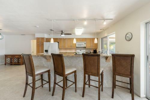 Villa Reef Intermission - Cape Coral - Roelens Vacations