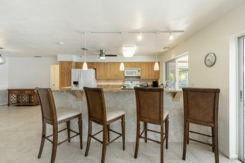 Villa Reef Intermission - Cape Coral - Roelens Vacations
