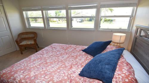 Villa Coral Sunshine - Huge Pool And Close To The River
