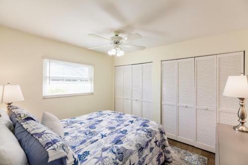 Cape Coral Vacation Villa - Totally Updated