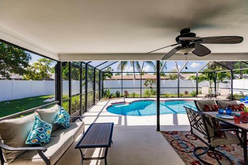 Cape Coral Vacation Villa - Totally Updated