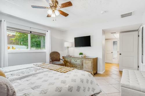 Coral Cottage