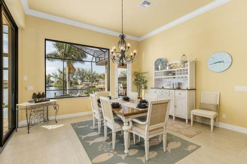 Stunning Waterfront Villa With Infinity Pool, Spa, Preserve Views Casa Del Sol - Roelens